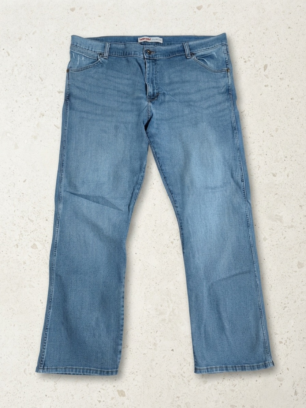 Wrangler Classic Bootcut Jeans in Light Wash Blue 40x30